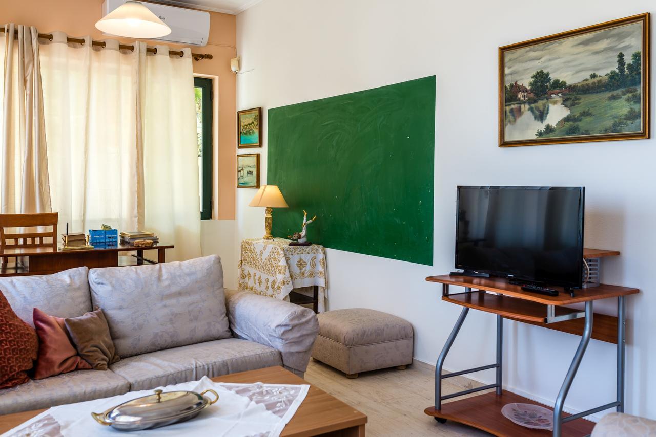 Le Reve Apartment Akrotiri  외부 사진
